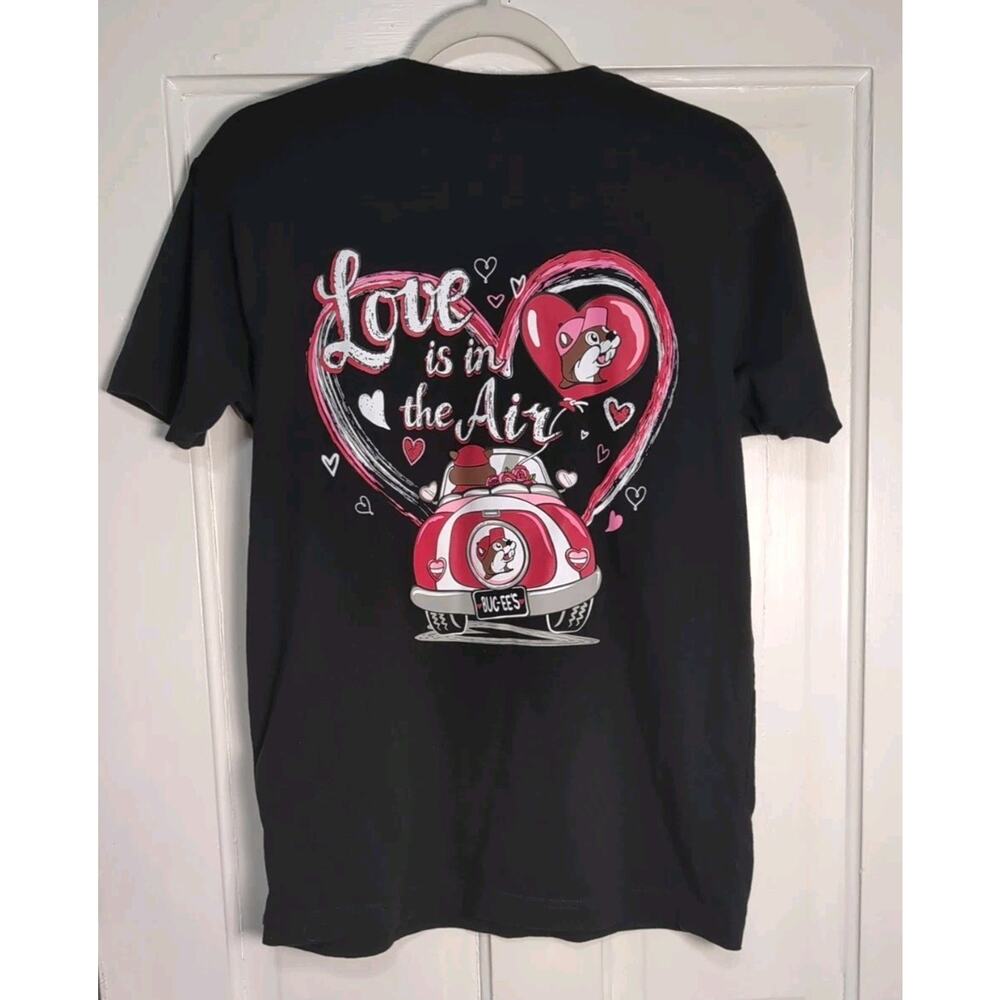 Buc-ee's Valentine's "Love Is In The Air" T-shirt Women's Small (959) - Picture 3 of 4